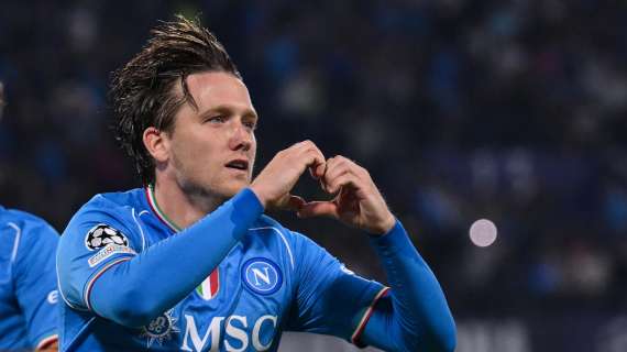 Cds - Zielinski vuole restare: il Napoli continua a trattare per allontanare l'Inter