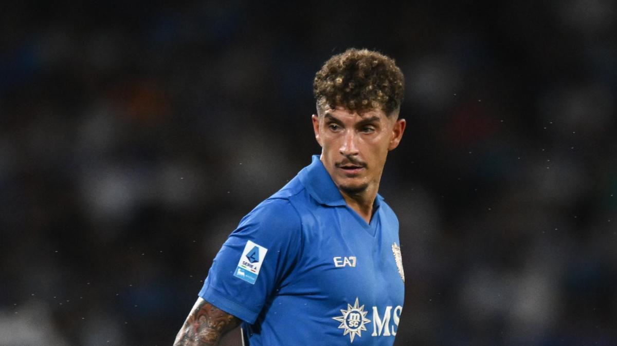 Ag. Di Lorenzo: "Ha scelto lui il rinnovo, sta bene a Napoli e vuole restarci a vita"