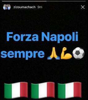FOTO - Lo squalificato Machach carica la squadra: "Forza Napoli sempre!"