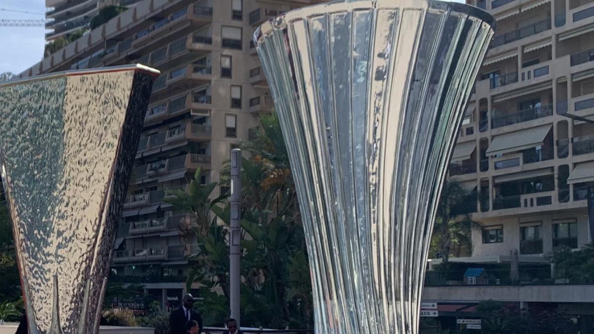 Calcio in Tv, le gare trasmesse oggi: semifinali di Europa e Conference League