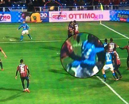 FOTO - Pistocchi: "Nessuno dice della trattenuta di Ceccherini, è rigore e secondo giallo"