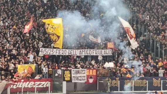 FOTO – Roma, striscione vergognoso all’Olimpico: “4-5-23