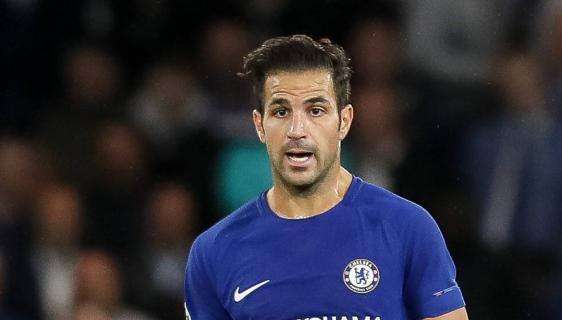 Fabregas ai margini con Sarri, il Milan ci prova: il centrocampista però dovrebbe dimezzarsi lo stipendio faraonico
