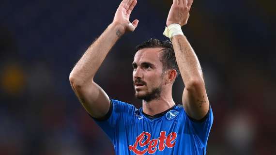 Il Napoli si ribella agli episodi: la reazione che vale vittoria, entusiasmo e primo posto