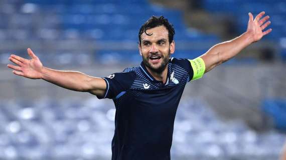 Parolo: "I centrocampisti del Napoli sarebbero sicuri titolari in tutte le altre squadre di A"