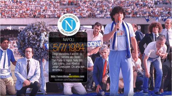 FOTO - Maradona ricorda la sua presentazione al San Paolo: "Chi ama non dimentica"