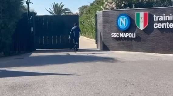 Ecco Manna: le prime immagini del nuovo ds del Napoli a Castel Volturno