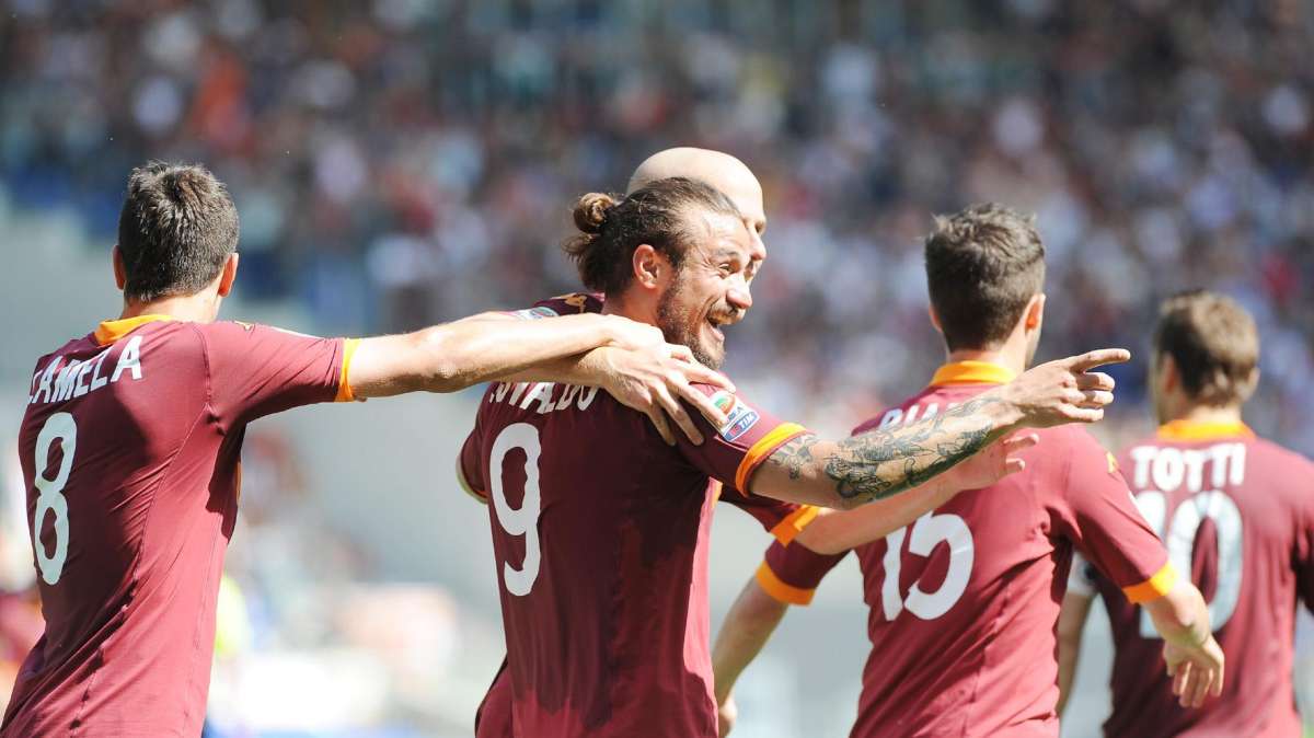 Non solo Mazzarri e Allegri, spunta una terza pista per la Roma