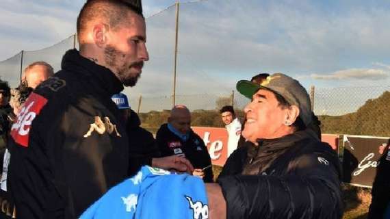 Hamsik, cuore partenopeo: "Per noi napoletani Maradona sarà sempre il numero uno"