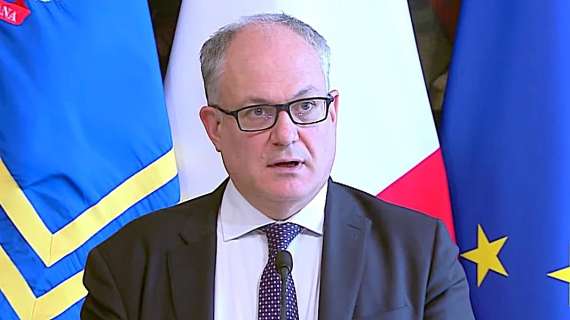 Coronavirus, il ministro Gualtieri annuncia: "Ristori per categorie colpite entro il 15 novembre"