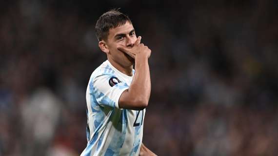 UFFICIALE - Roma, ecco Dybala: l'argentino ha firmato fino al 2025