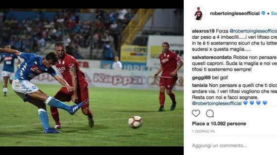 FOTO - "Mezzo uomo, via da Napoli": Inglese insultato sui social, ma in molti lo difendono: "Non sono veri tifosi"