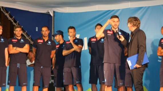 RILEGGI LIVE - Hamsik: "Ho tanti anni da vivere col Napoli. Juve? Sarà una guerra..." Benitez: "Spero in acquisti a breve. Vogliamo vincere! Uagliù, forza Napoli"