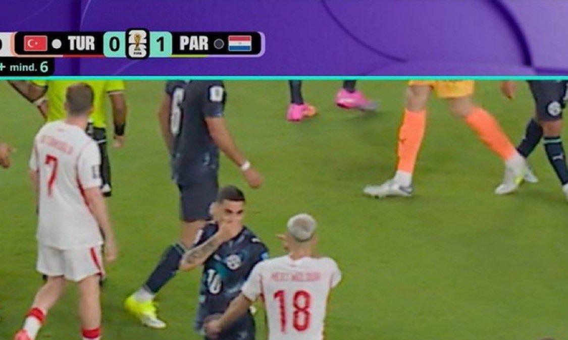 Almiron parla e si copre la bocca, espulso! E' la prima volta con la nuova regola