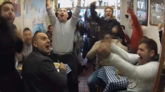 VIDEO - Tifo azzurro senza confini: ecco la festa a Londra dopo i gol di Insigne ed Higuain