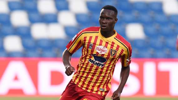 Malore in allenamento per l'ex Fiorentina Babacar: spasmo cardiaco, ma sta bene
