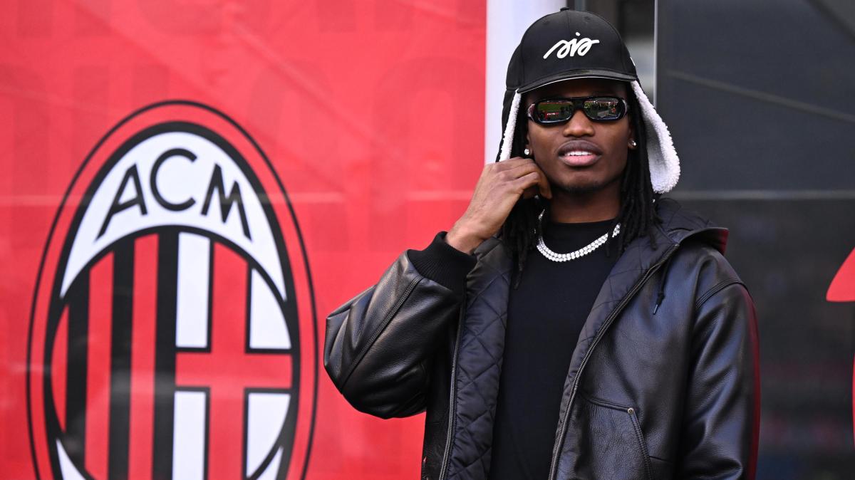 Milan, Leao a un passo dal forfait: verso la tribuna col Napoli