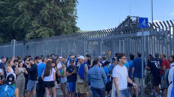 Invasione azzurra a Castel di Sangro! Patini sold-out per l'allenamento: in tanti restano fuori
