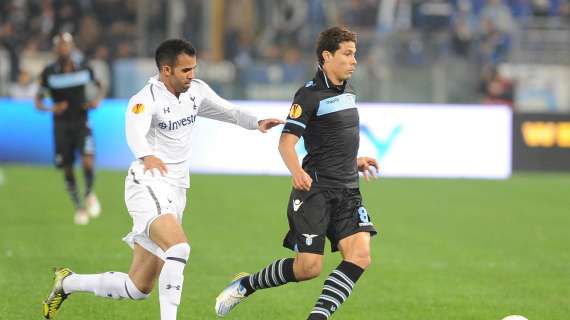 GazzSport - Il Napoli torna alla carica per Sandro. Si tratta col Tottenham, anche Behrami nell'operazione
