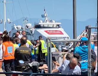 Tutto pronto per la parata scudetto: campioni d'Italia attraccati al molo Luise