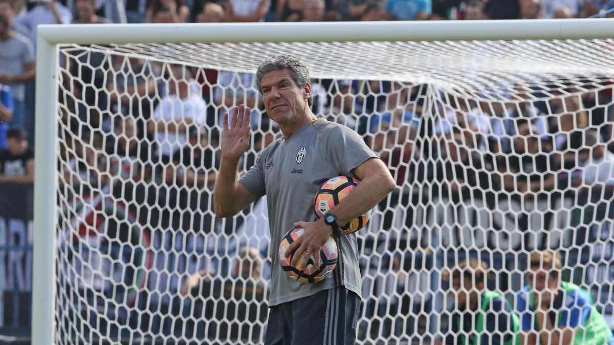 Niente Napoli per Filippi: il preparatore dei portieri non segue Allegri e va in un altro club