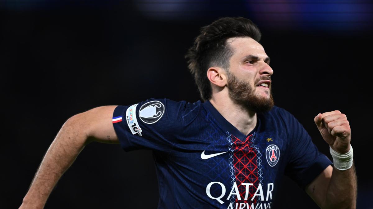 Kvara-show in Champions, in Francia sono tutti ai suoi piedi: "Ha cambiato il destino del PSG"