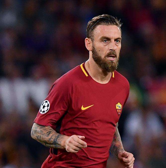 Da Roma: "De Rossi salta la Nazionale ma sta recuperando, col Napoli ci sarà"