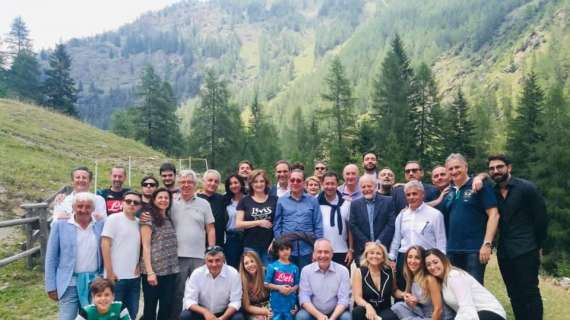 FOTO&VIDEO - I parlamentari napoletani a Dimaro: pranzo con cori da stadio e scampagnata con ADL