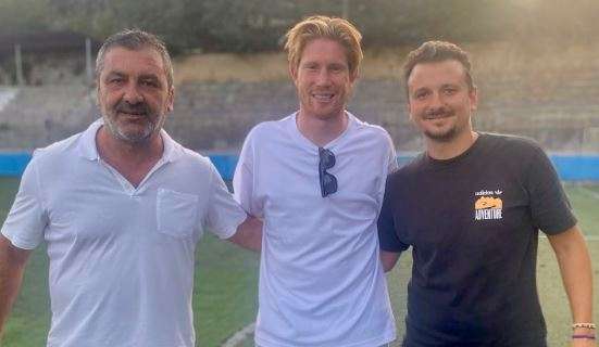 De Bruyne, anche il figlio giocherà a Napoli: scelta scuola calcio di Posillipo