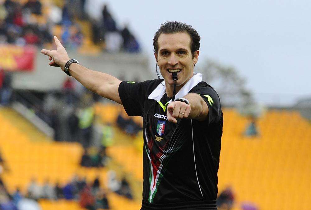  La moviola:  Banti non chiude in bellezza, manca un rigore al Napoli