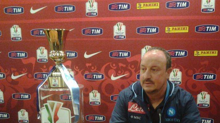RILEGGI LIVE - Benitez: "Higuain sta bene, ma non siamo favoriti. Stagione molto positiva". Hamsik: "Non pensiamo a due anni fa, sarà dura. Il gol non è un tormento"