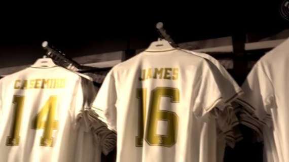 FOTO - Spunta la maglia di James nello store del Real Madrid, Marca: "Indizio di permanenza?"