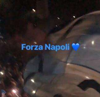 VIDEO - Anche Milik colpito dal calore dei tifosi azzurri: "Forza Napoli!"