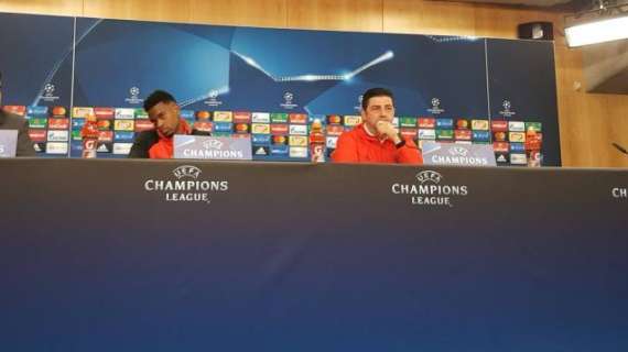 Benfica, Rui Vitoria furioso in conferenza: "Il Napoli è fortissimo, voi non lo conoscete! Contava solo passare..."