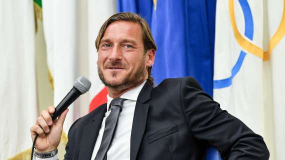 Clamoroso Totti: "Conte e Allegri non verranno alla Roma, hanno già firmato con altri club"