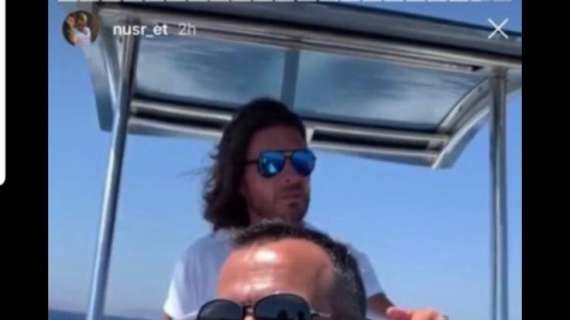 FOTO - Niente Madrid per Jorge Mendes: l'agente di James è in vacanza con Salt Bae