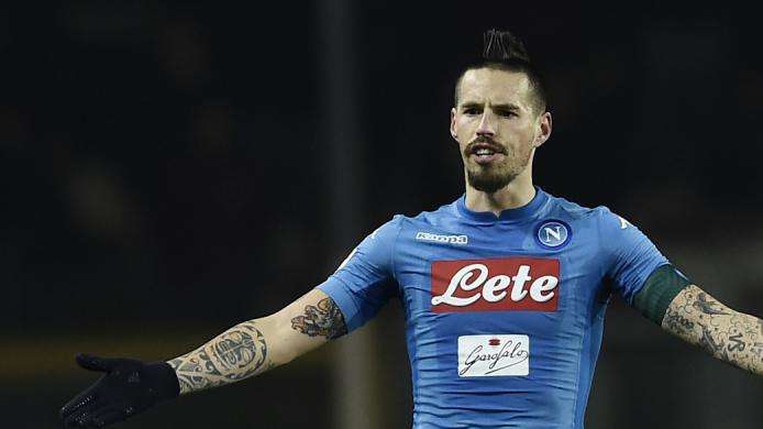 RILEGGI LIVE - Crotone-Napoli 0-1 (16' Hamsik): basta un gol del capitano, azzurri campioni d'inverno!