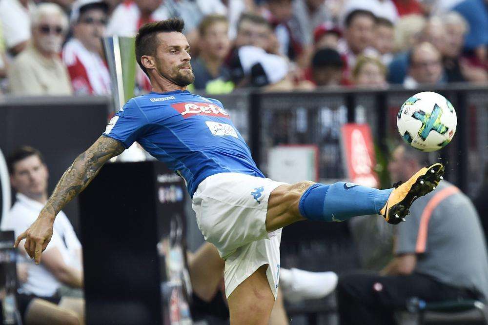 Sarri toglie Mario Rui dalla mischia, in campo Maggio ed Hysaj dirottato a sinistra