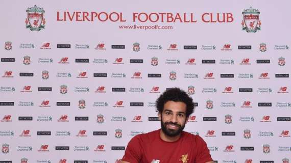 UFFICIALE - Salah lascia la Roma: è un nuovo giocatore del Liverpool, ecco la firma sul contratto