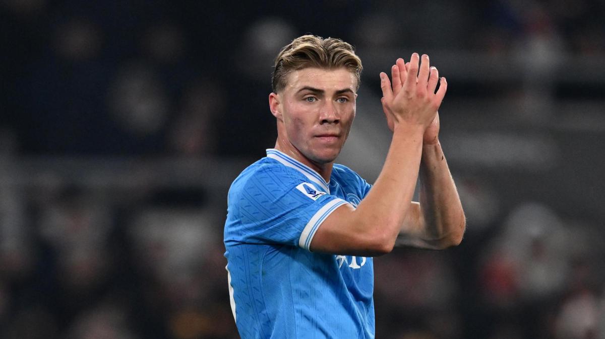 Hojlund a DAZN: "Cerco di dare il massimo, sono uomo squadra. Sull'esultanza con Neres..."