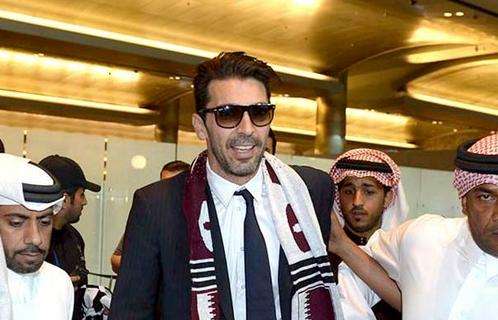 FOTOGALLERY - Juventus atterrata a Doha in mattinata: che accoglienza in Qatar!