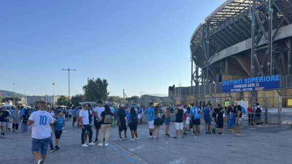 Napoli-Modena: tifosi già in coda al Maradona tre ore prima dell’incontro