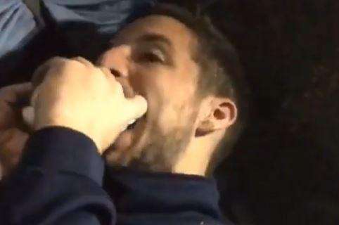VIDEO - Siparietto in pullman, Chalobah riprende il vorace Mertens: "Scusami, fa troppo ridere. Mi manchi fratello"