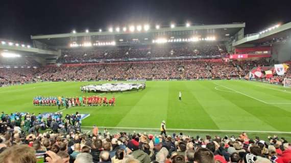 RILEGGI LIVE - Liverpool-Napoli 1-1 (21' Mertens, 65' Lovren): gli azzurri escono con un pari da Anfield!