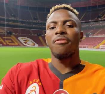 Osimhen ci mette ancora lo zampino: il Galatasaray vince 3-1, decisivo l'assist di Victor