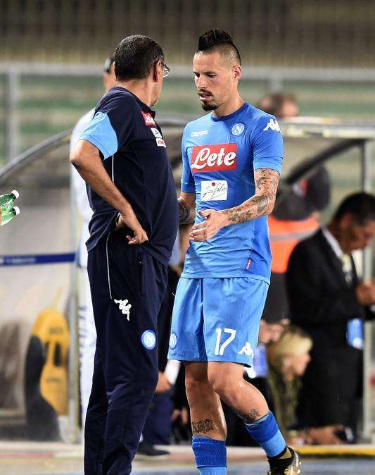 Il Fatto Quotidiano - Napoli stre-pi-to-so! Che Gue Sarri, macché sereno: come dire Renzi politico...