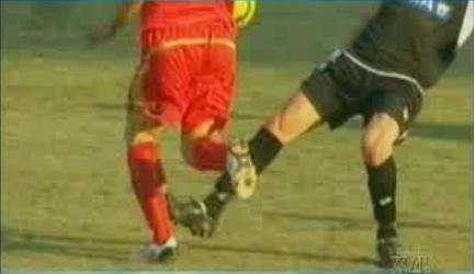 CLAMOROSO - Maggio, taglio di 5cm per il fallo da rigore