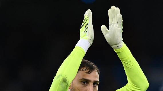 Ag. Donnarumma: "Ha ricevuto cori contro e giustamente ha reagito così"