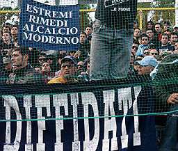 Daspo per due tifosi azzurri 