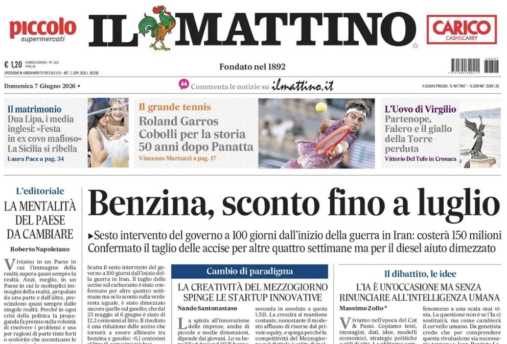 Il Mattino apre con le parole di Rizzetta: "Vogliamo il Napoli ma DeLa non vende"